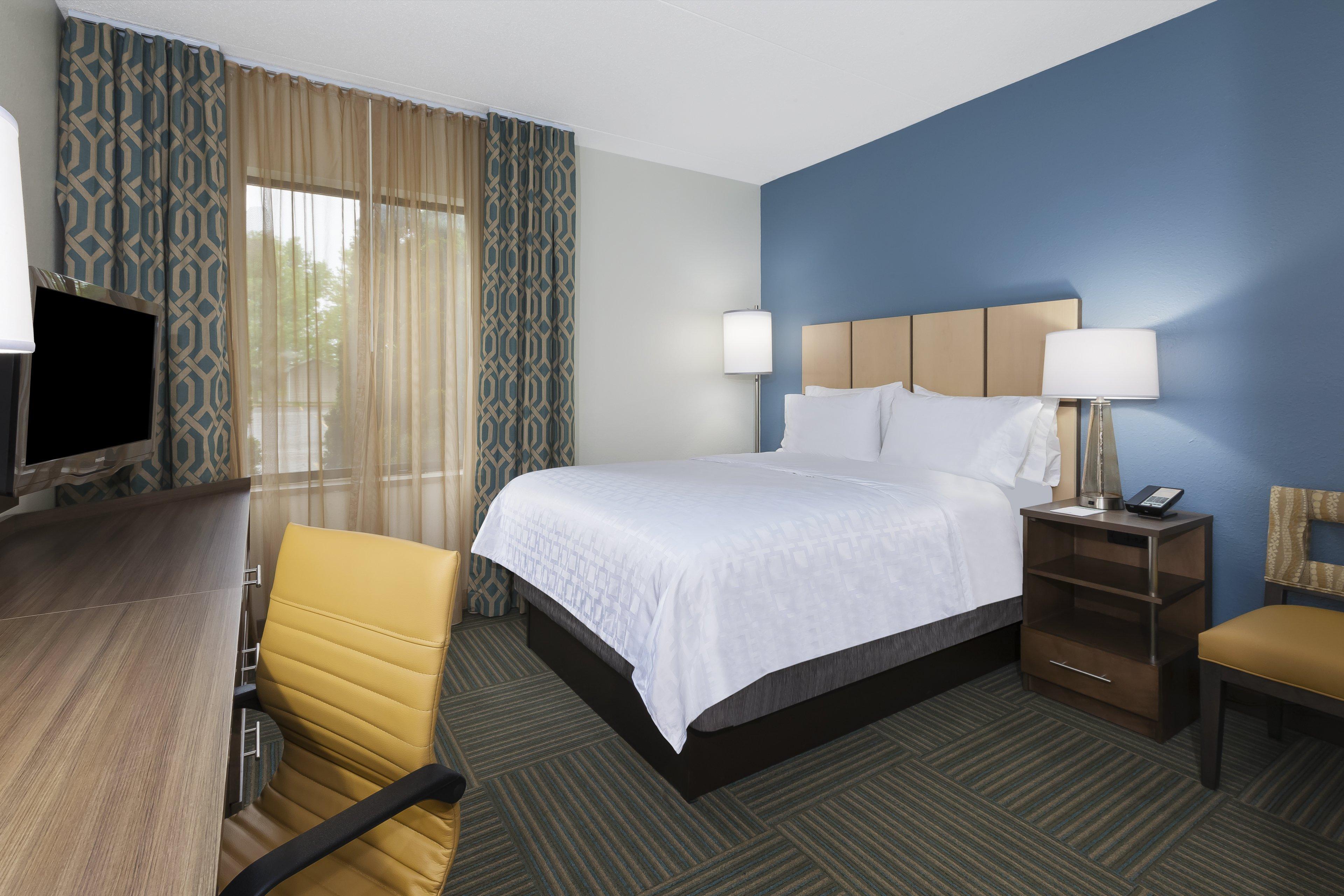 Candlewood Suites Grand Rapids Airport By Ihg Cascade Exteriör bild