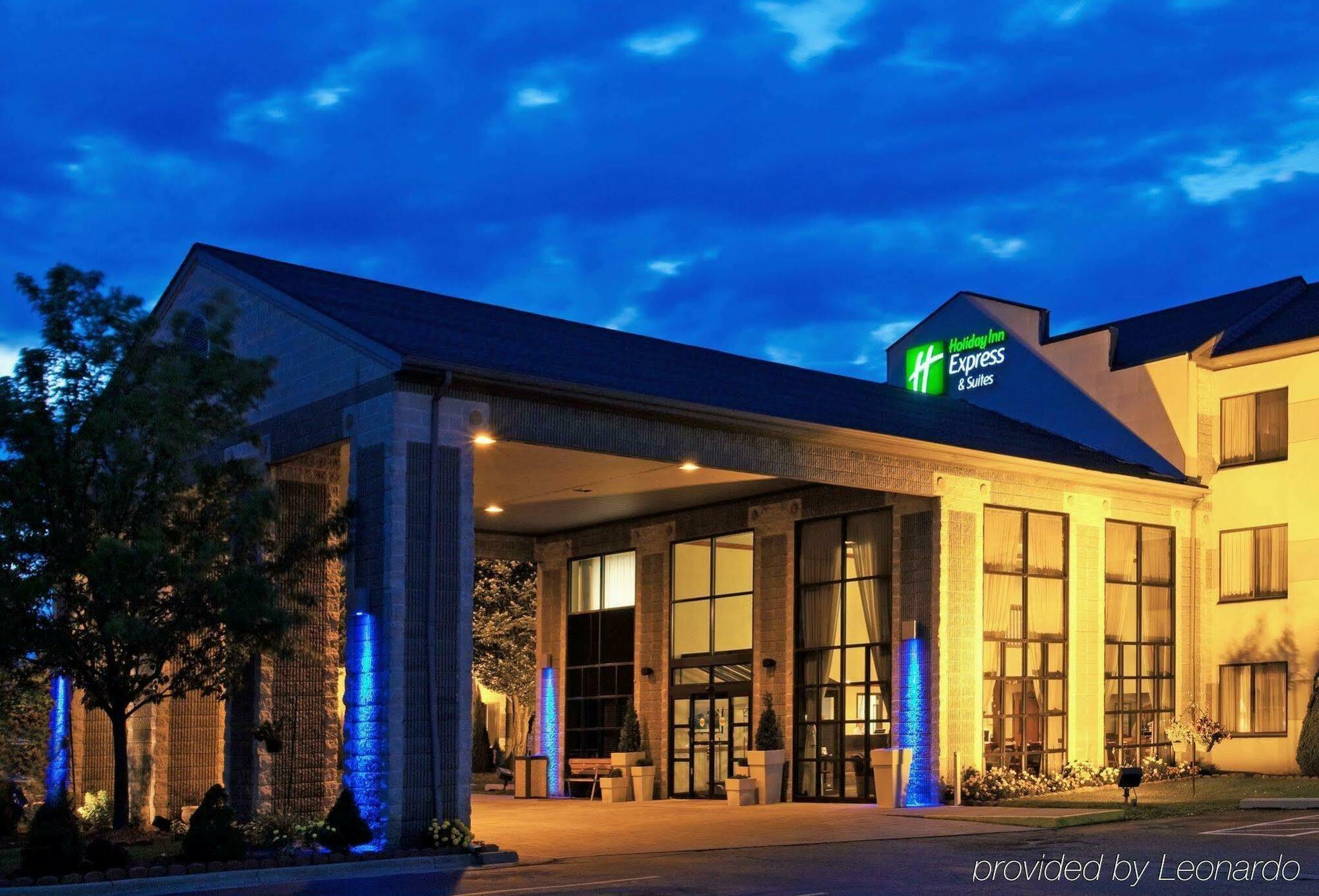 Candlewood Suites Grand Rapids Airport By Ihg Cascade Exteriör bild